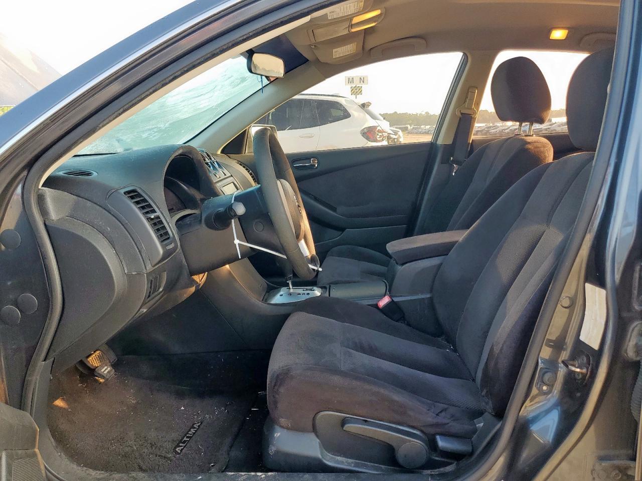2009 NISSAN ALTIMA