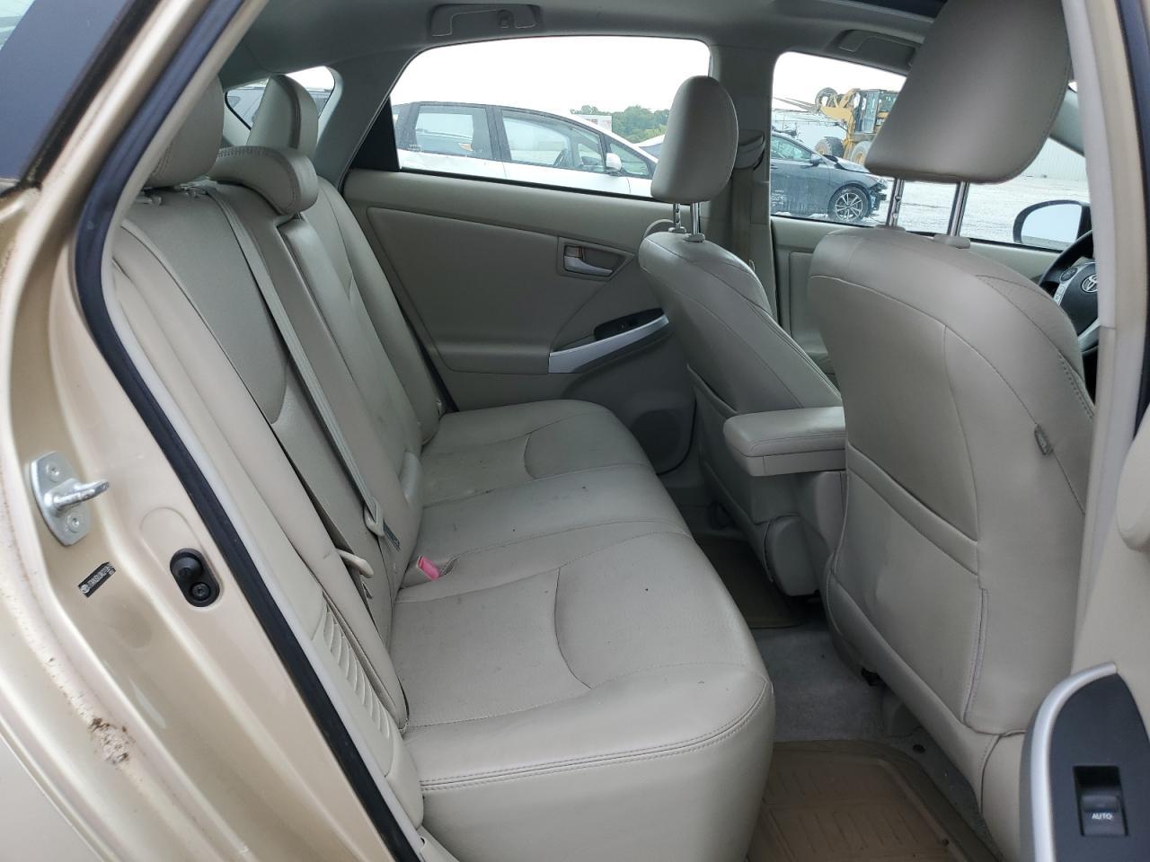 2010 TOYOTA PRIUS