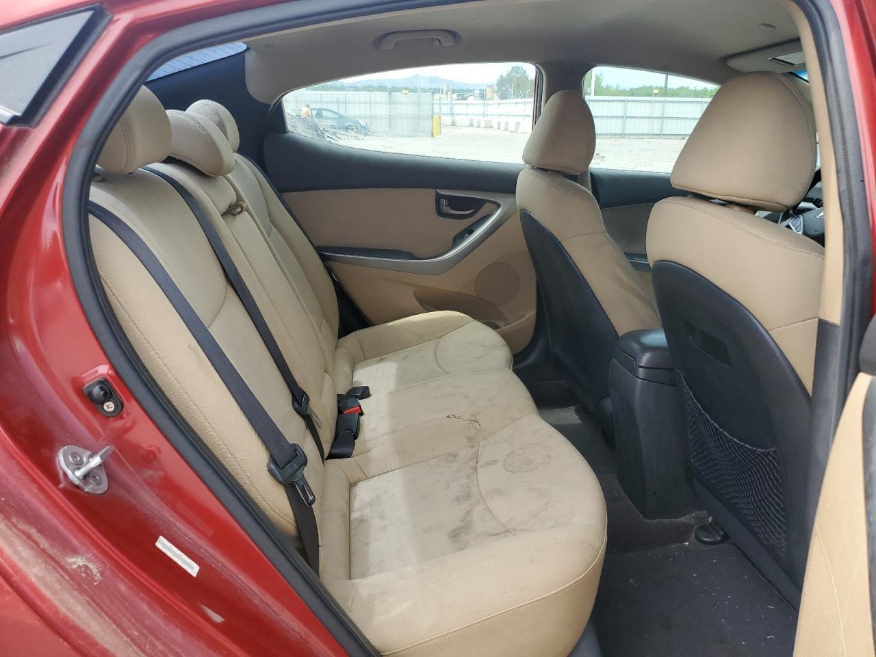 2012 HYUNDAI ELANTRA