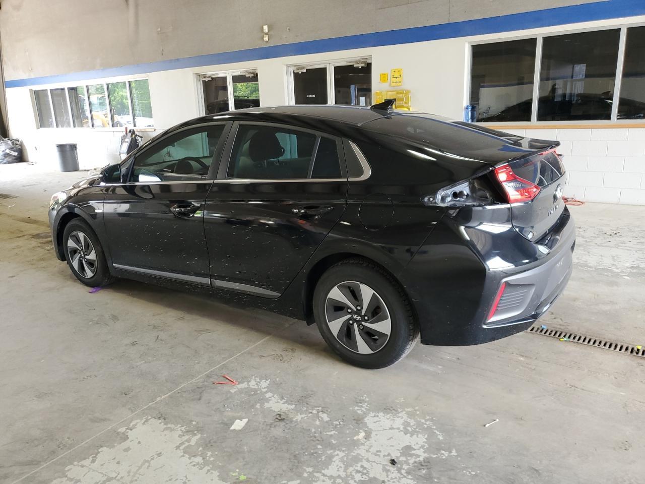 2017 HYUNDAI Ioniq