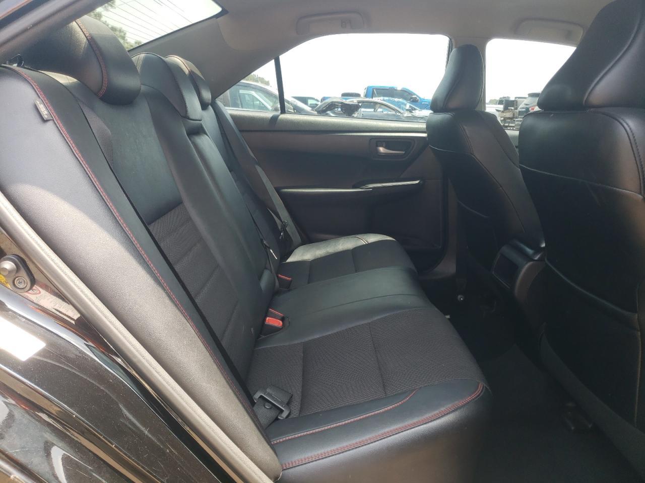 2017 TOYOTA CAMRY