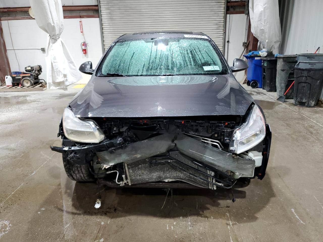 2011 BUICK Regal