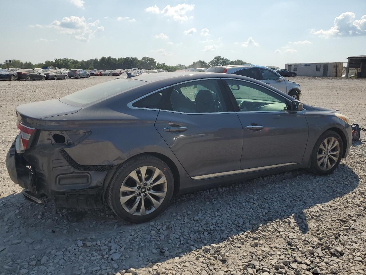 2012 HYUNDAI Azera
