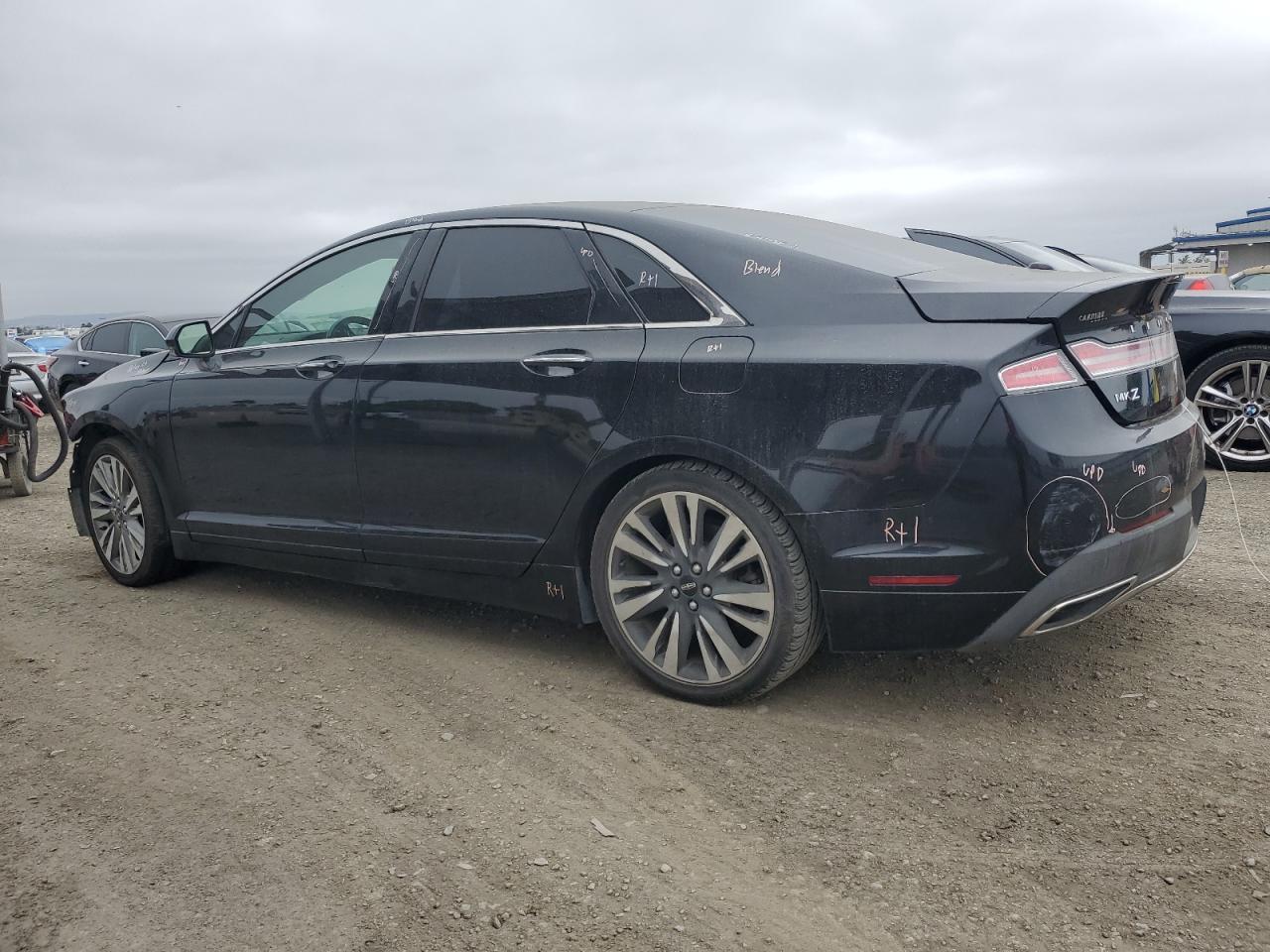 2017 LINCOLN MKZ