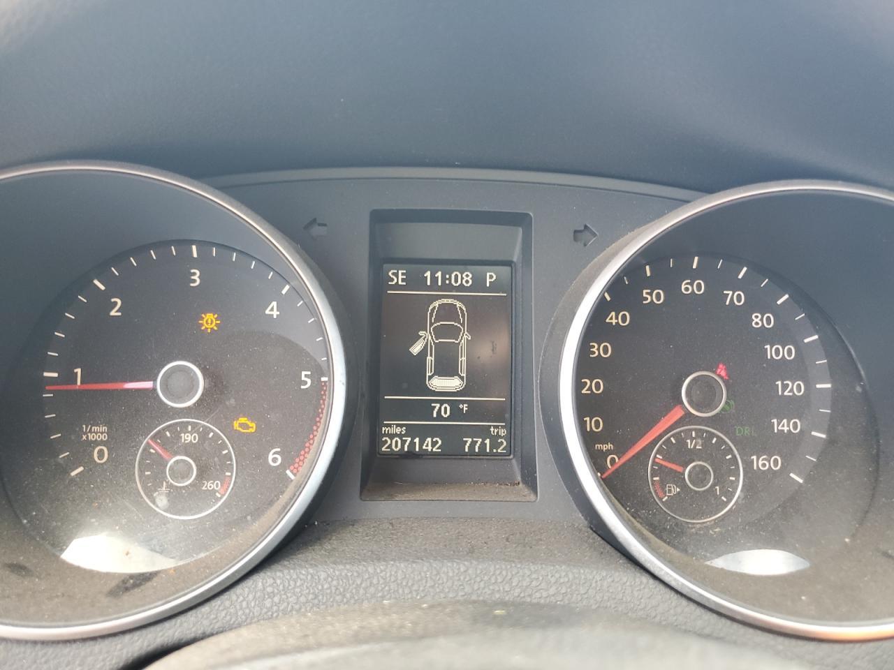 2010 VOLKSWAGEN JETTA