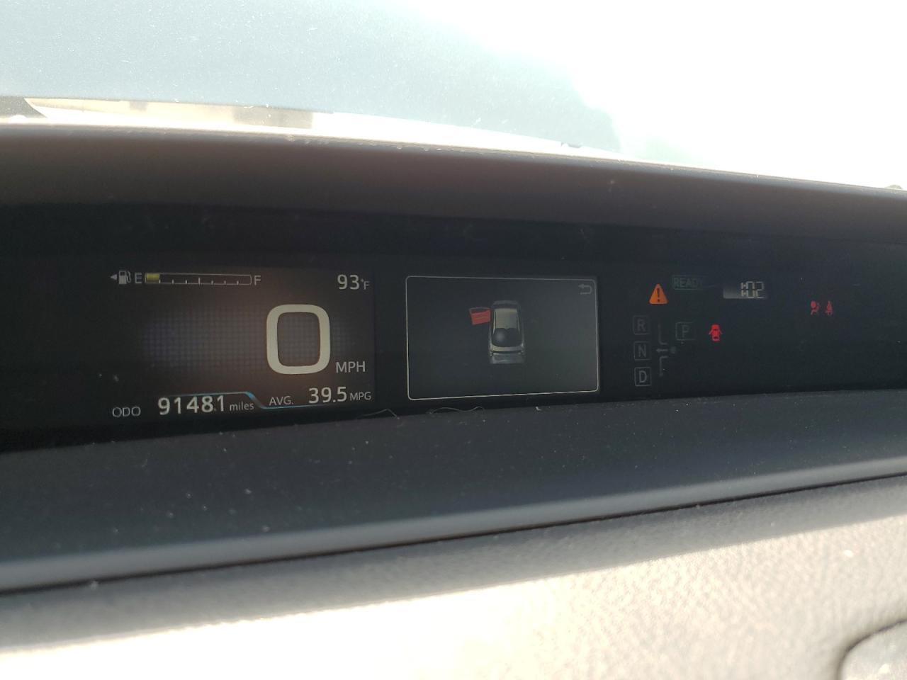 2016 TOYOTA PRIUS