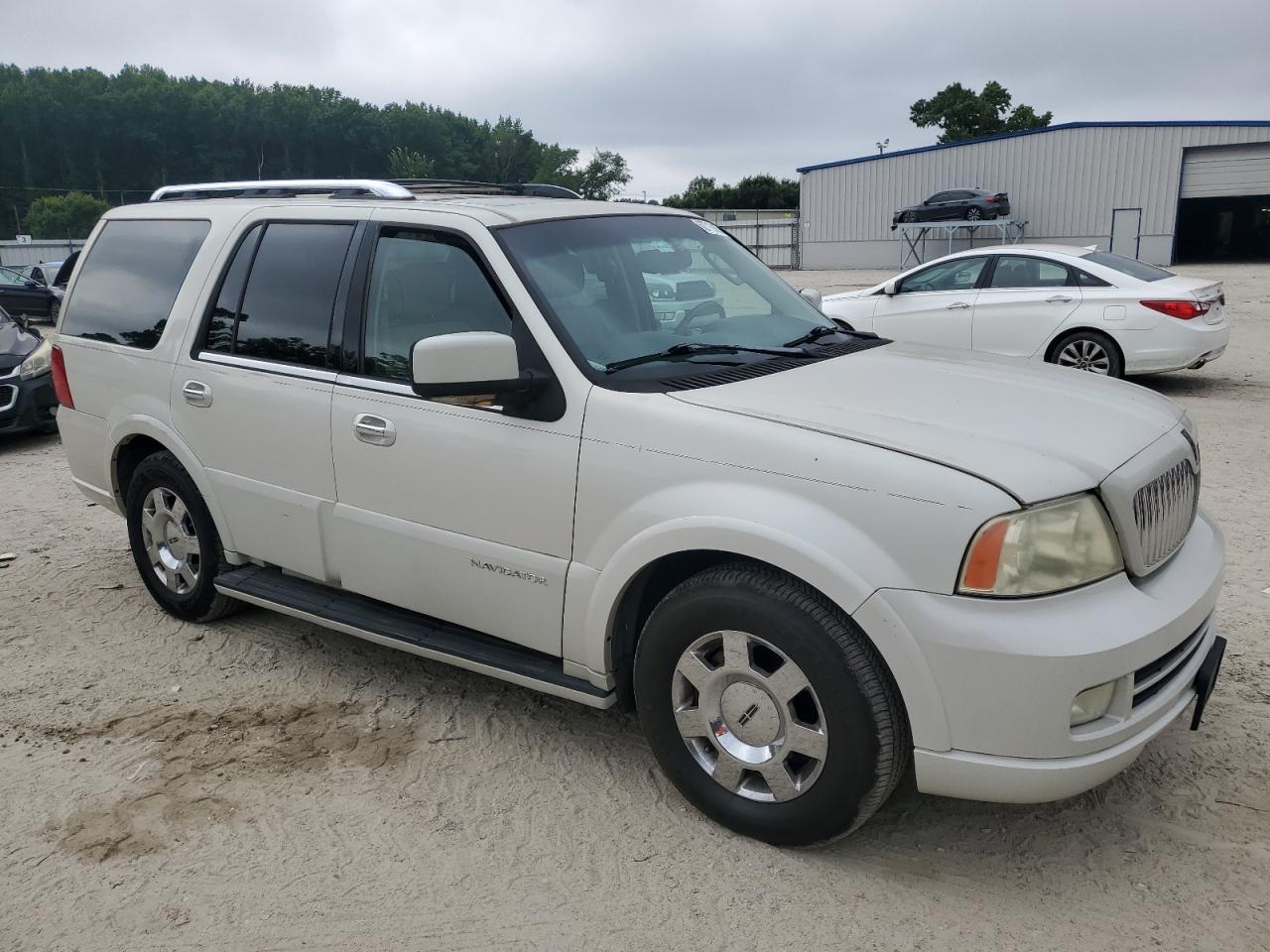 2005 LINCOLN Navigator