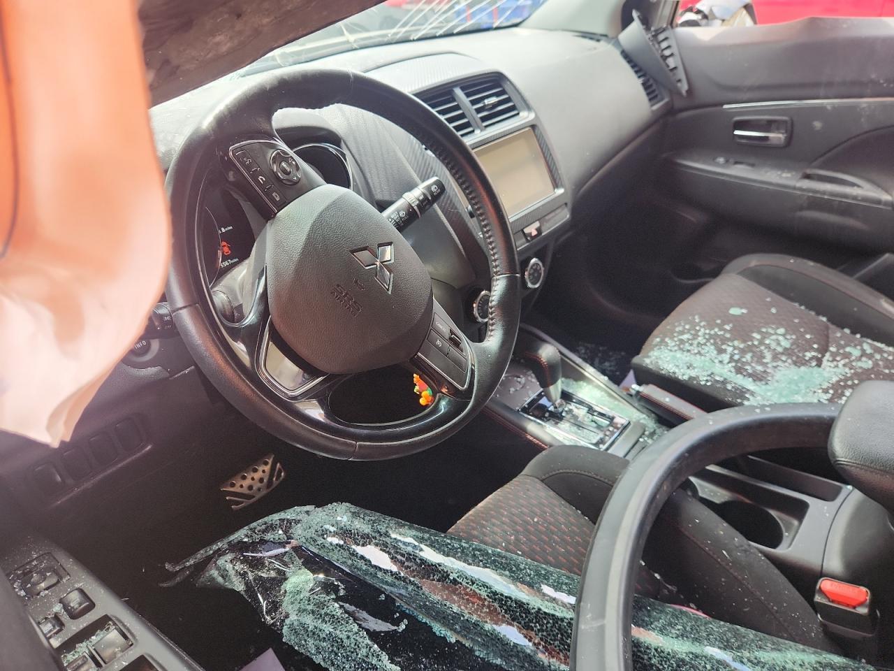 2019 MITSUBISHI outlander