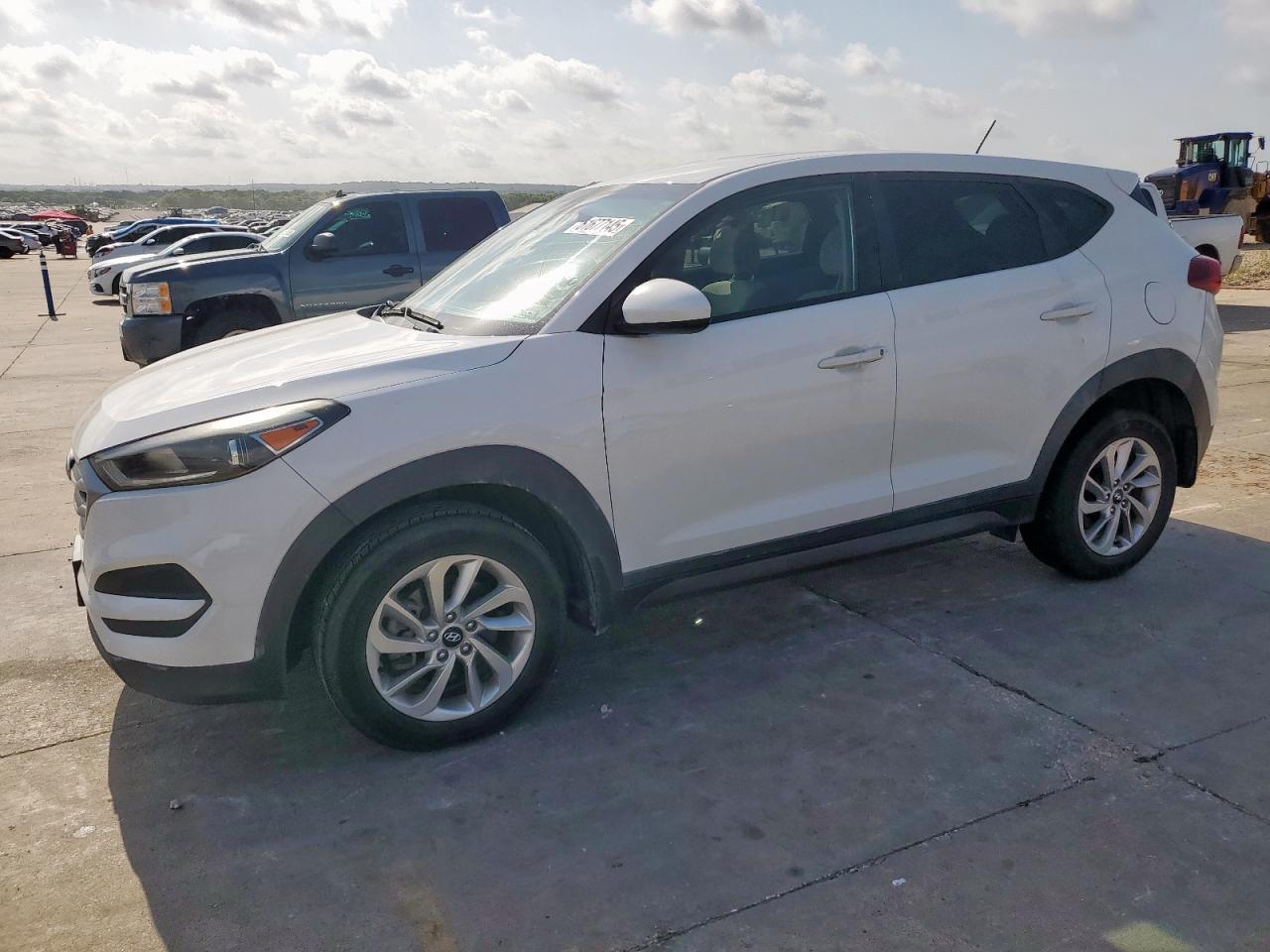 2016 HYUNDAI TUCSON