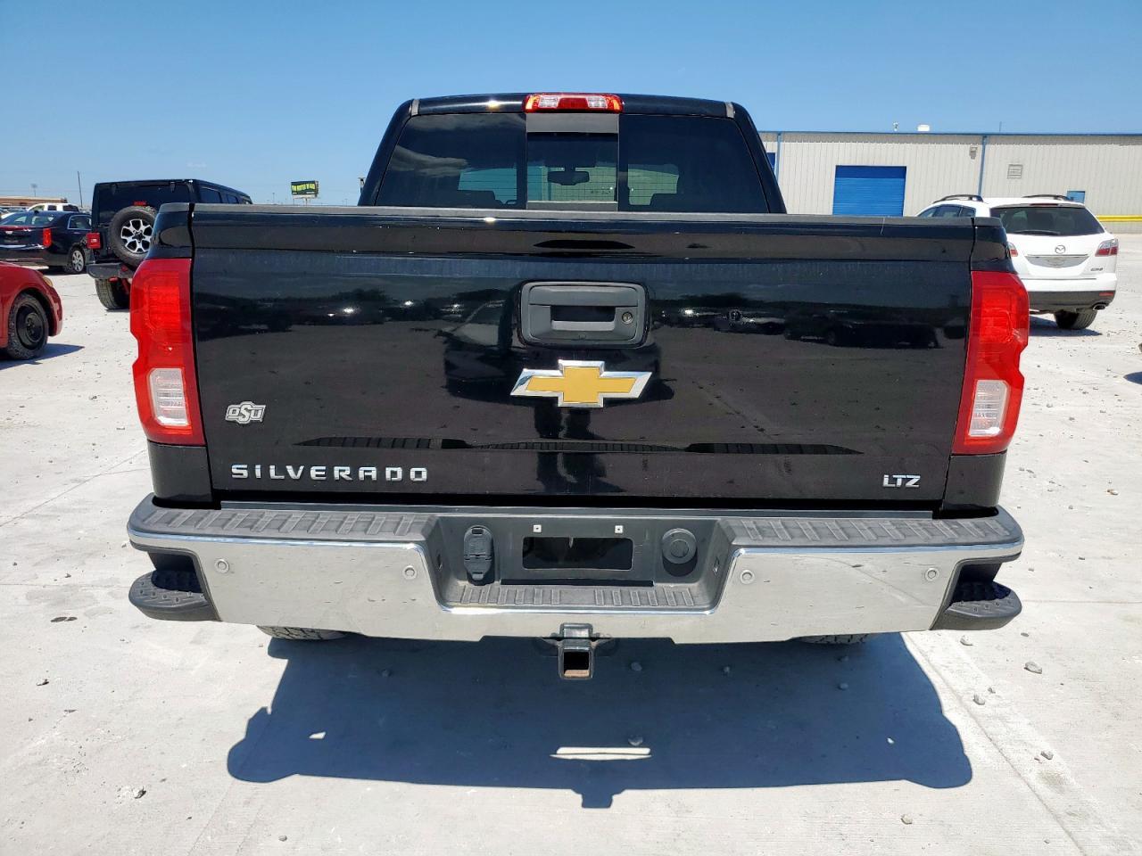 2018 CHEVROLET Silverado