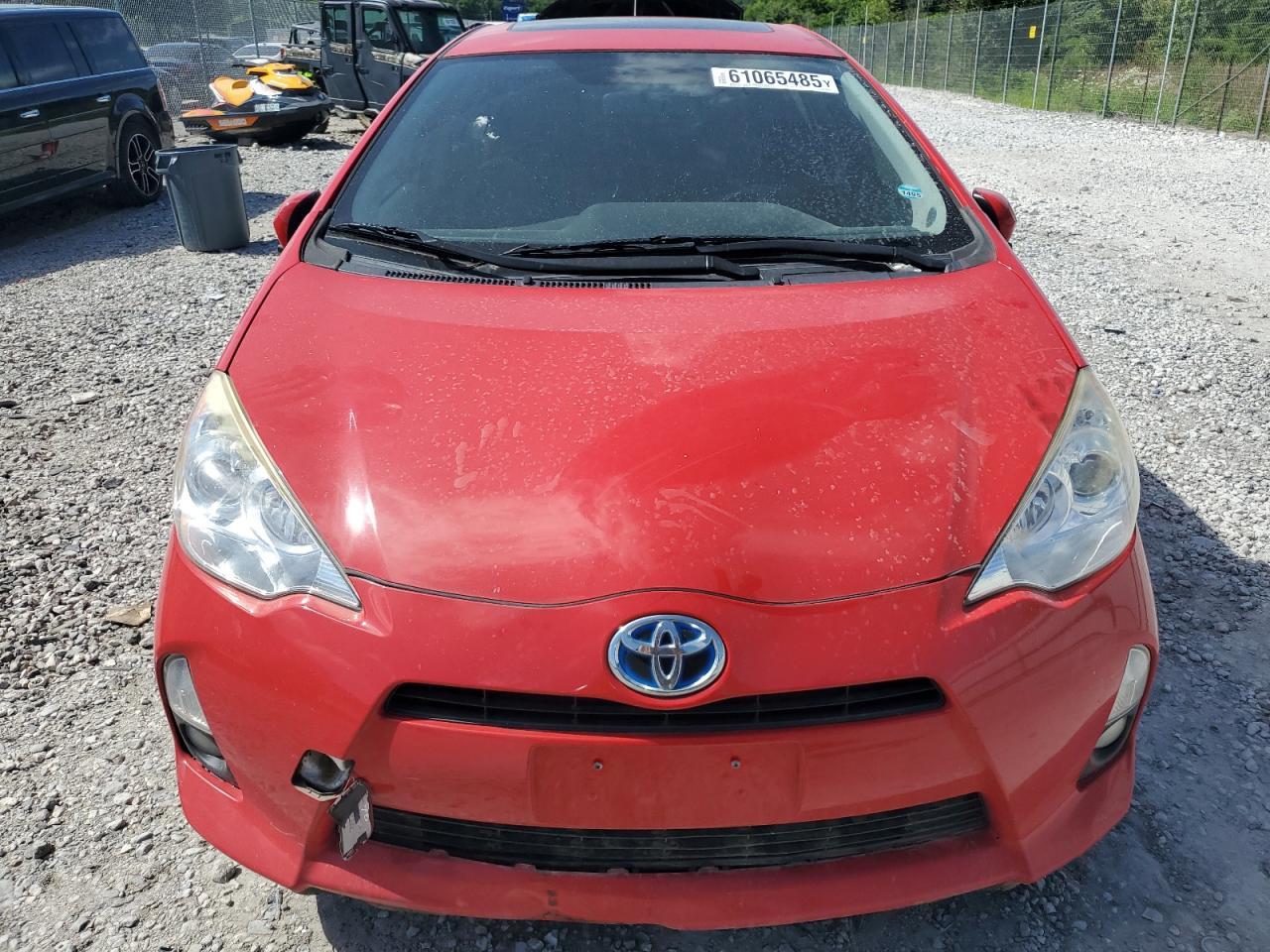 2013 TOYOTA Prius c