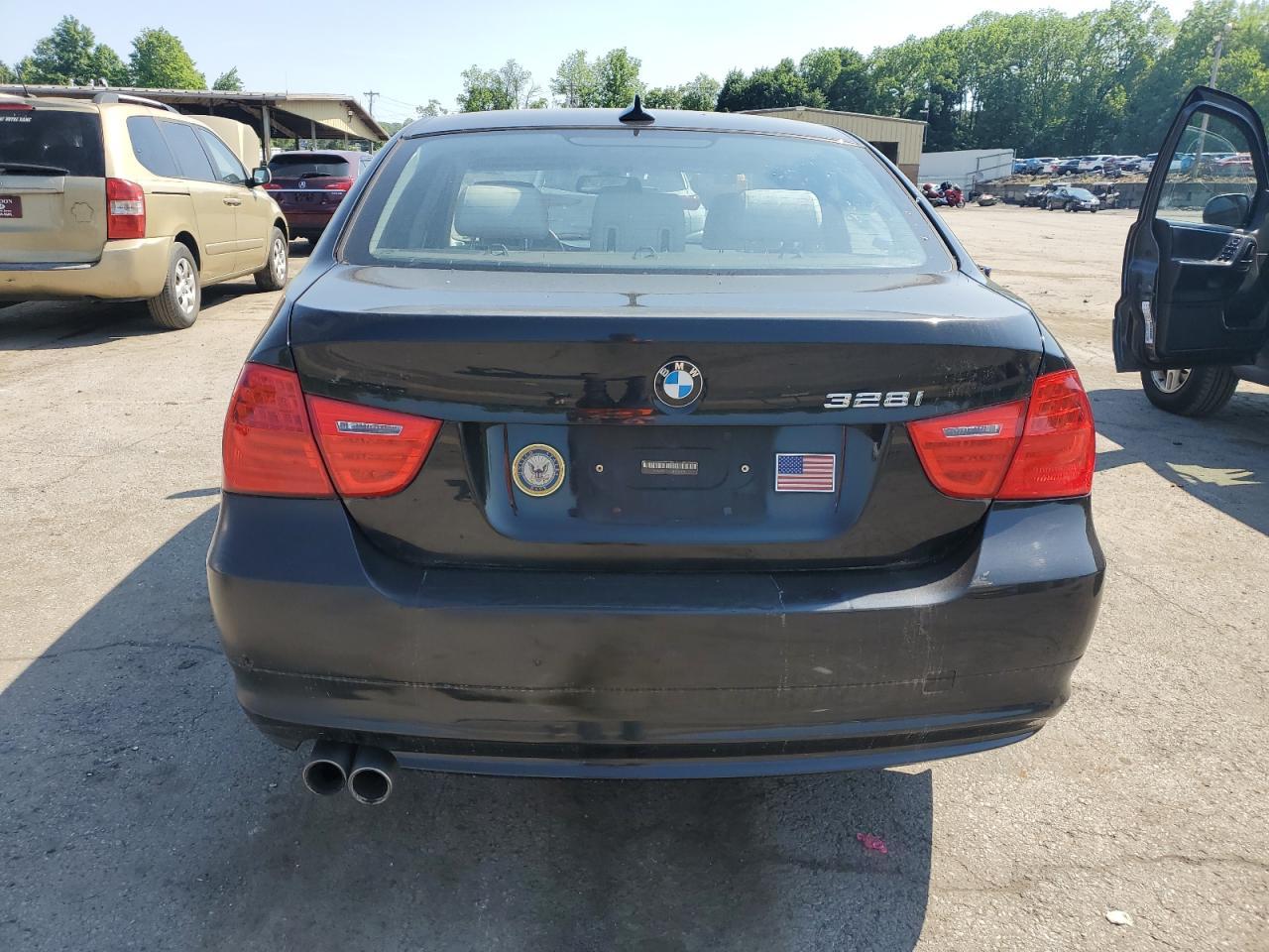 2011 BMW 3 SERIES