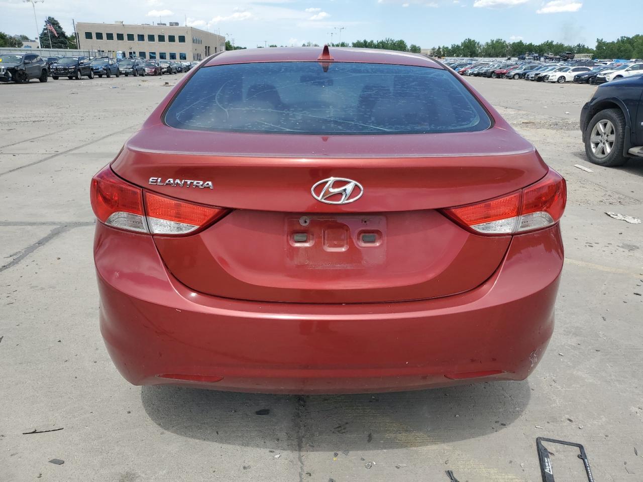 2012 HYUNDAI ELANTRA