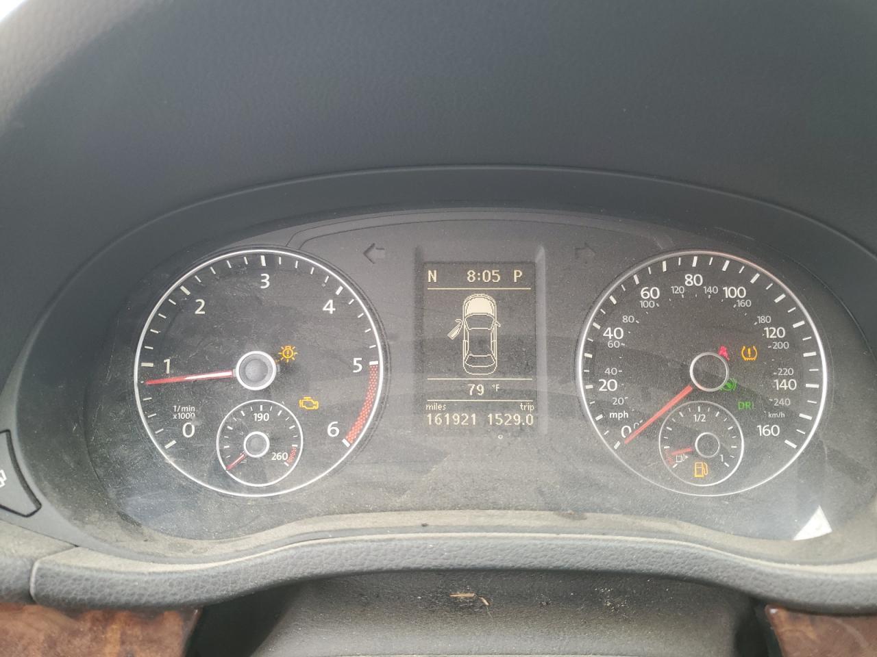 2012 VOLKSWAGEN Passat