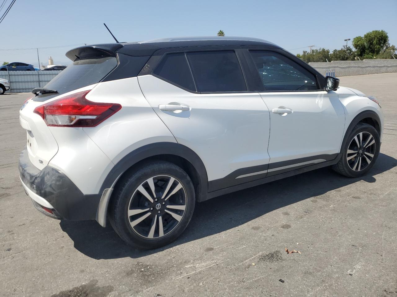 2019 NISSAN KICKS