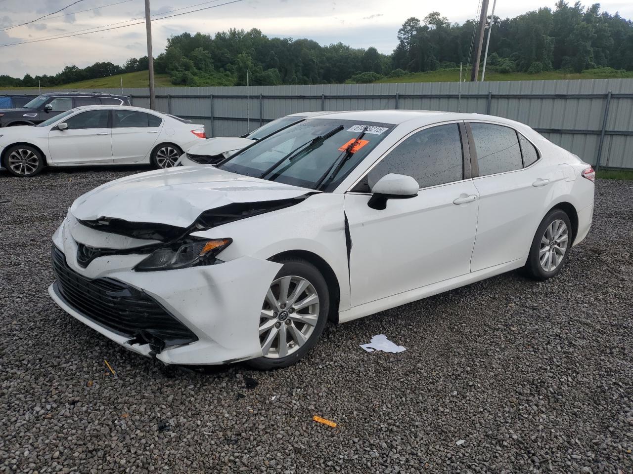 2019 TOYOTA CAMRY