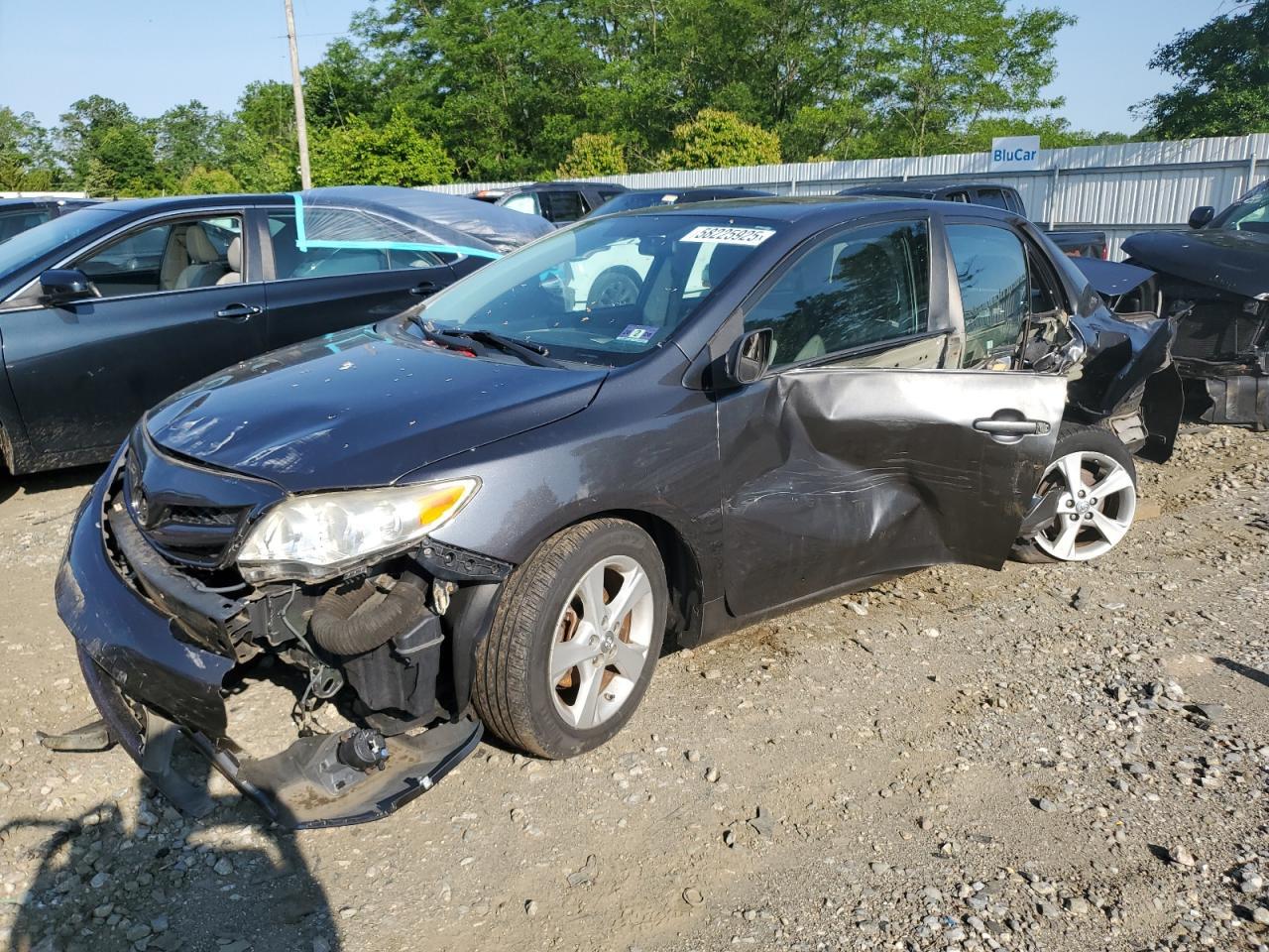 2011 TOYOTA COROLLA
