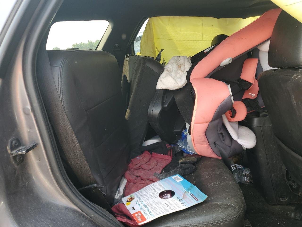 2010 FORD ESCAPE
