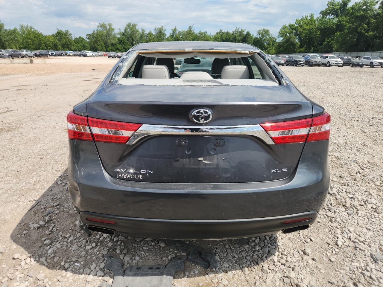 2013 TOYOTA Avalon
