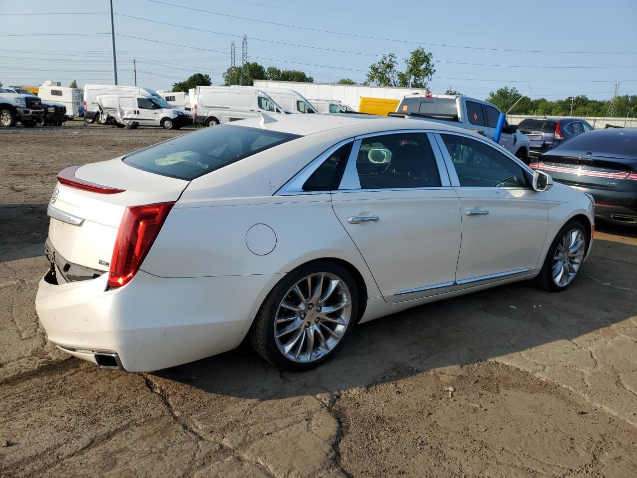 2014 CADILLAC XTS
