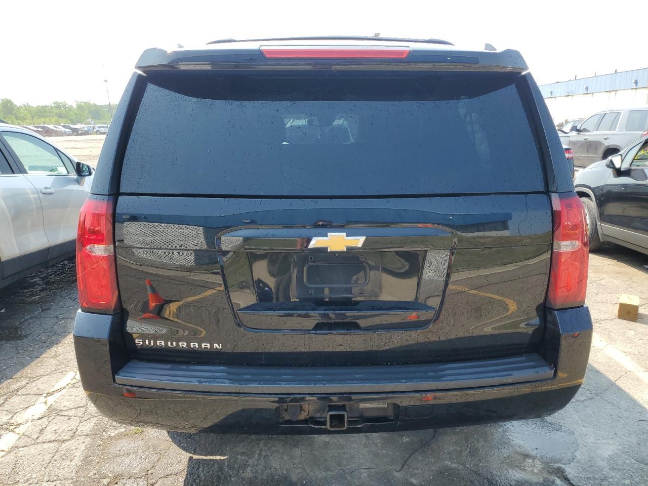 2017 CHEVROLET Suburban