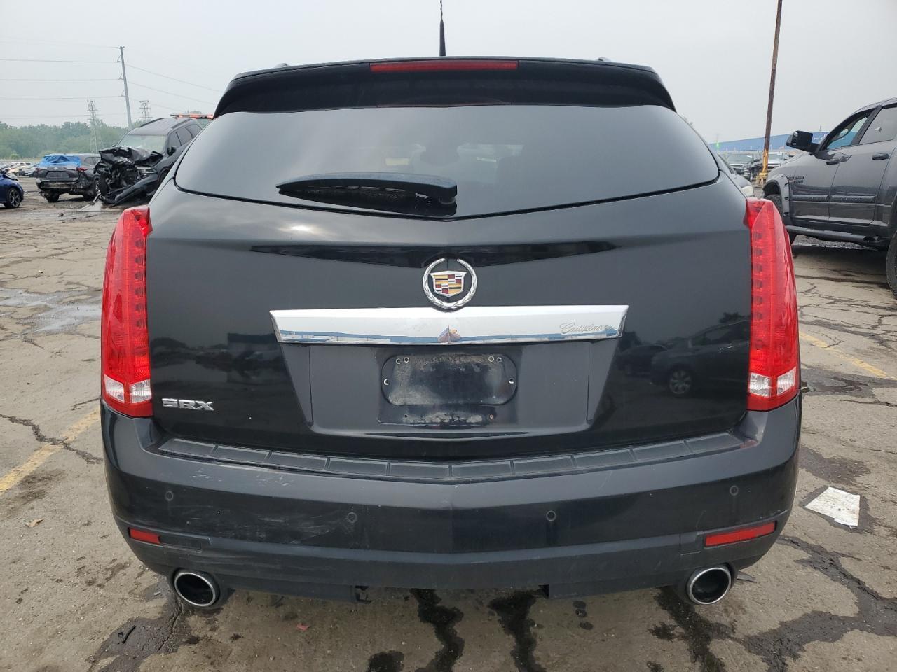 2010 CADILLAC SRX