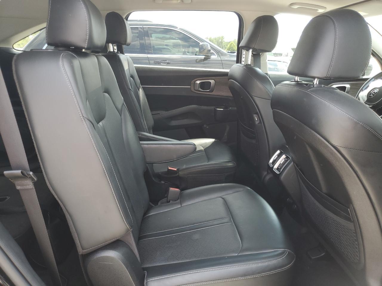 2021 KIA SORENTO