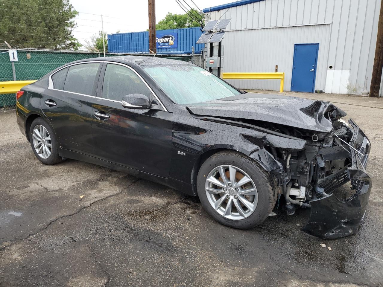2016 INFINITI Q50