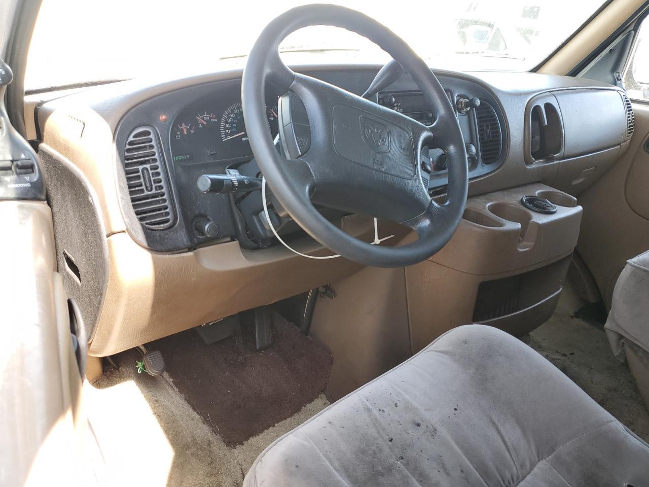2000 DODGE B Series