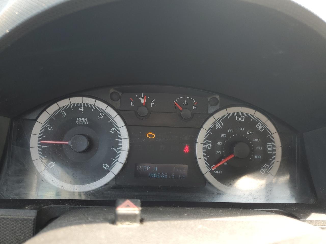 2009 FORD ESCAPE
