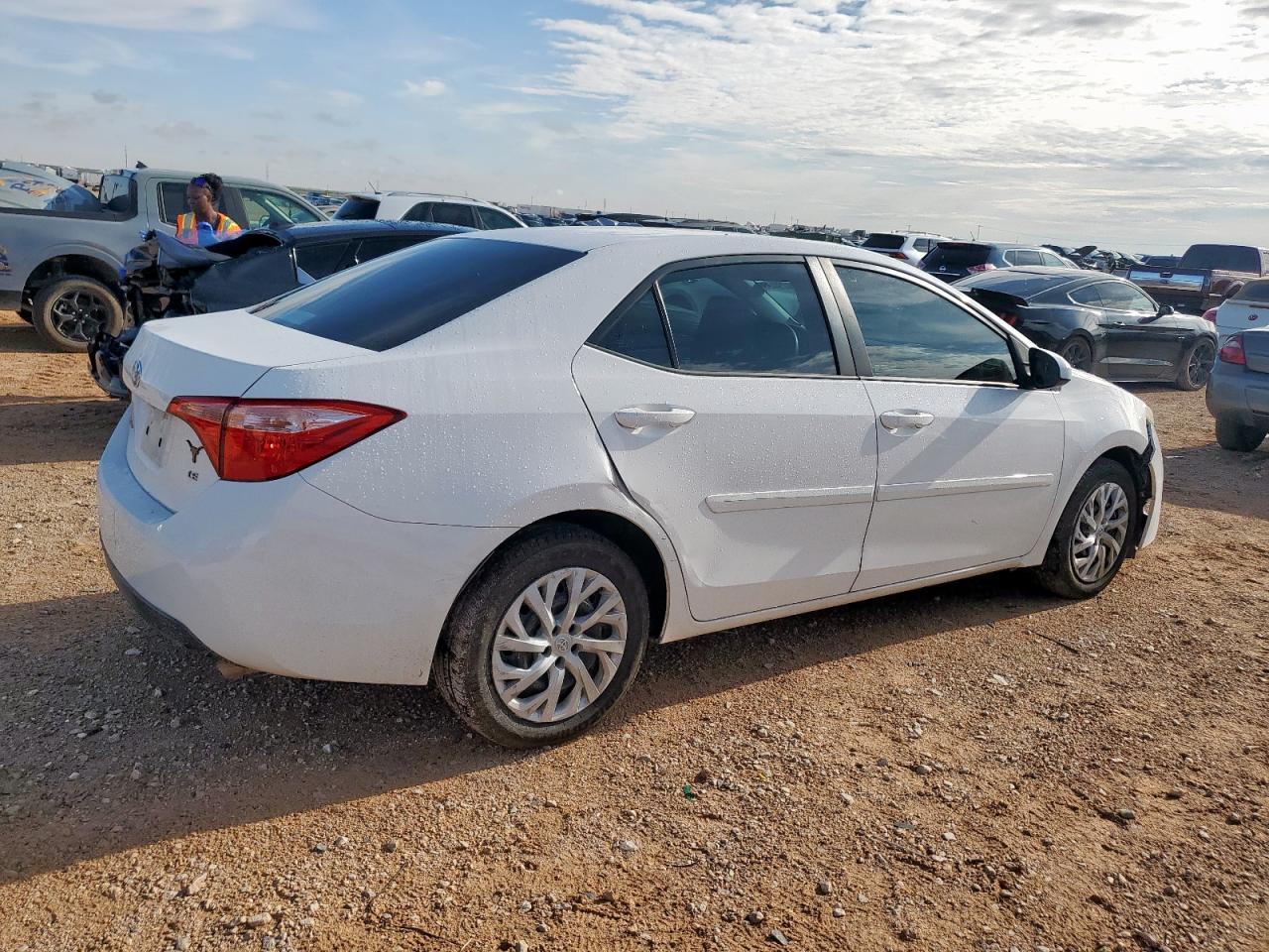2017 TOYOTA COROLLA