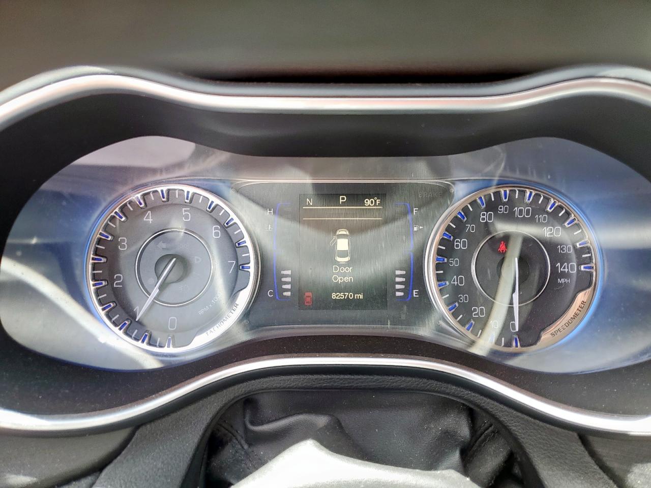 2015 CHRYSLER 200