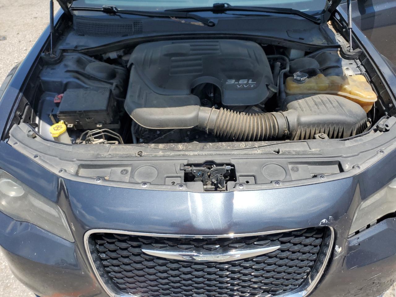 2019 CHRYSLER 300