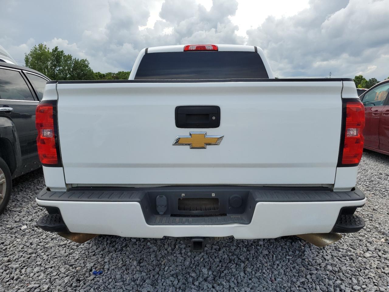2018 CHEVROLET Silverado