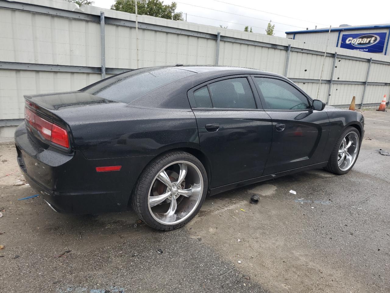2013 DODGE CHARGER
