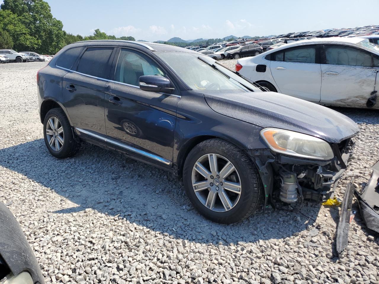 2016 VOLVO XC60