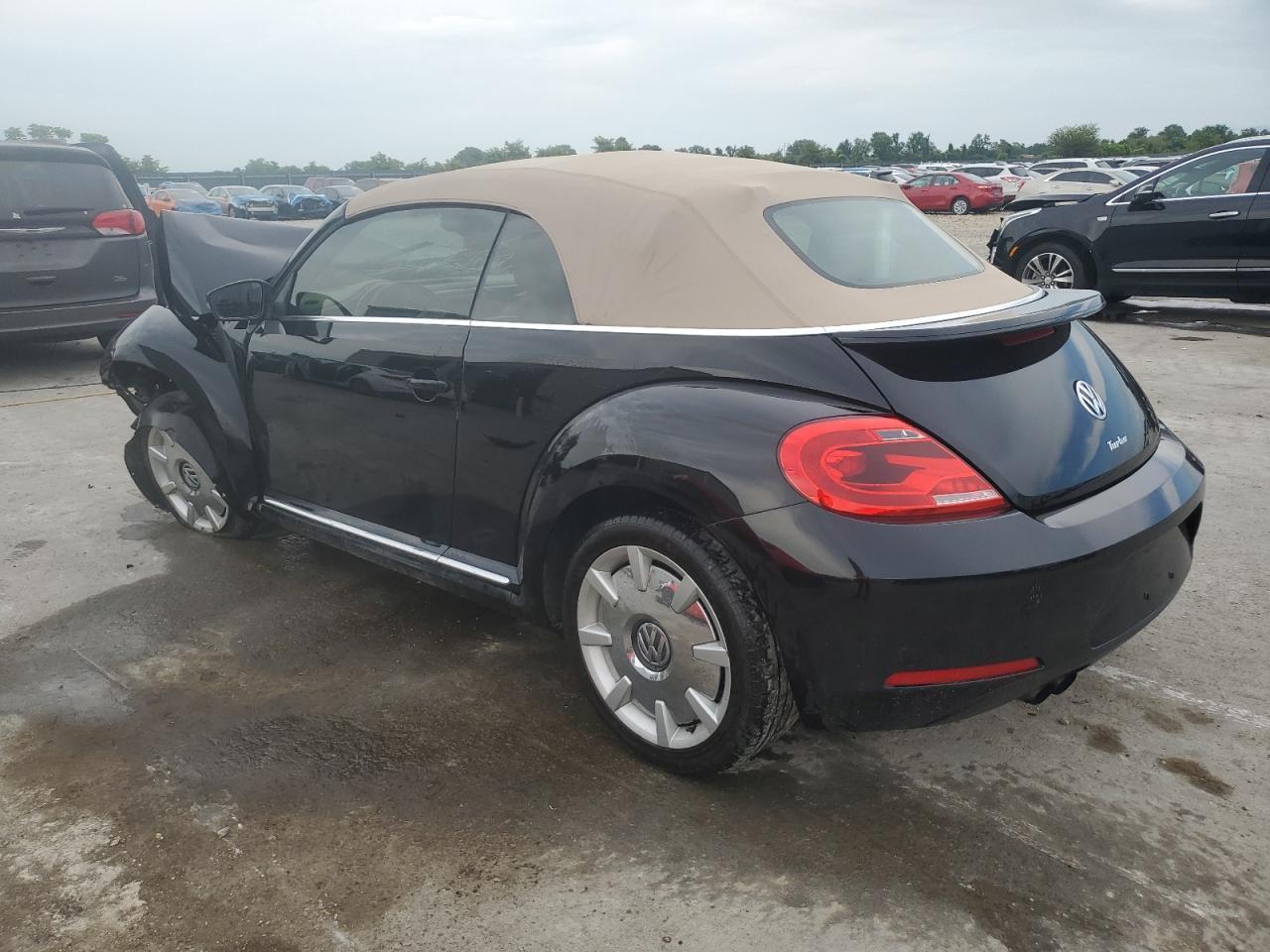 2016 VOLKSWAGEN Beetle