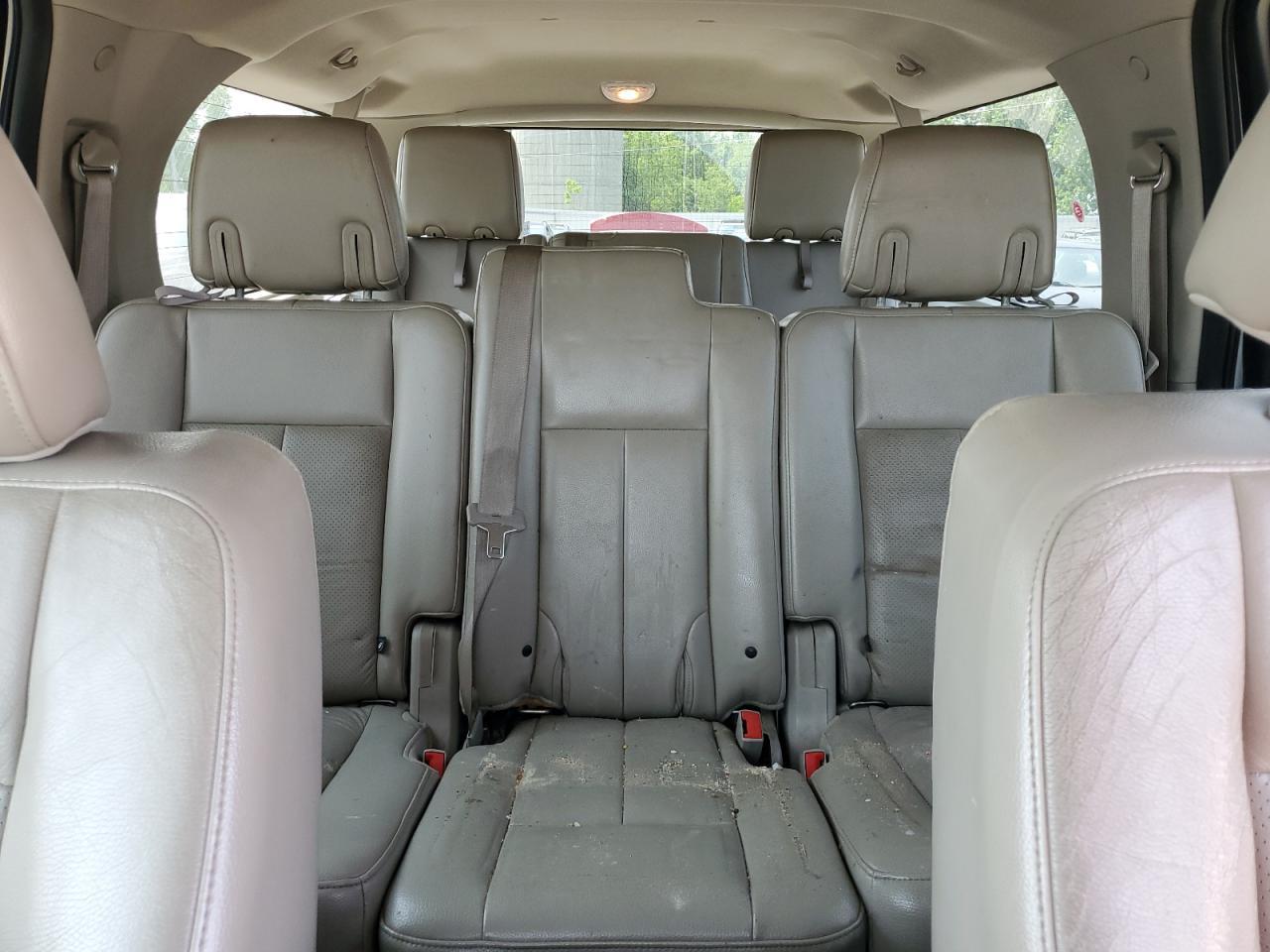 2010 FORD Expedition