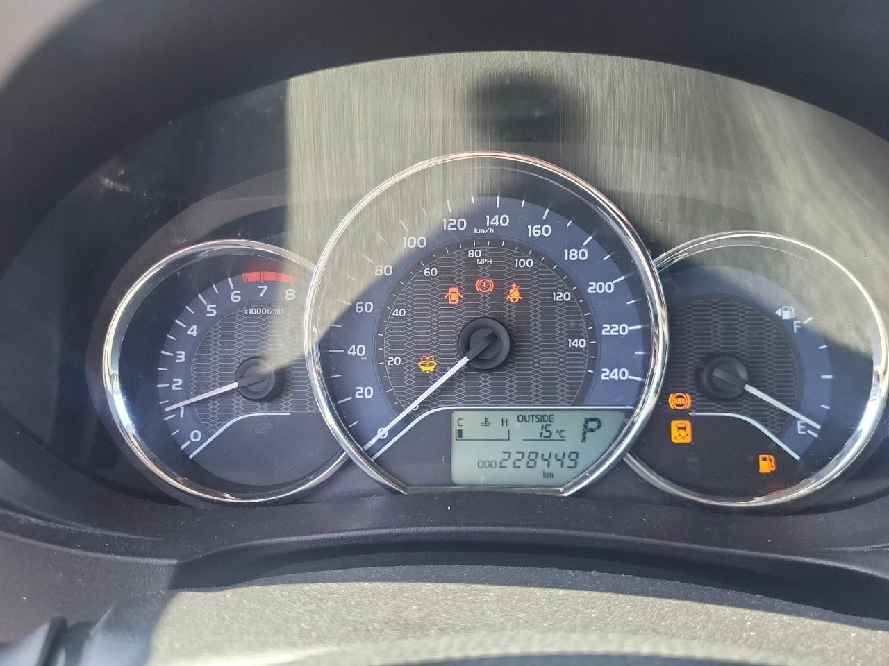 2015 TOYOTA COROLLA