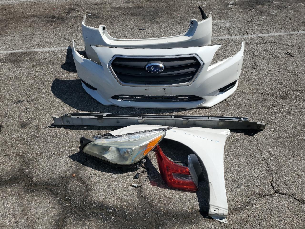 2015 SUBARU Legacy