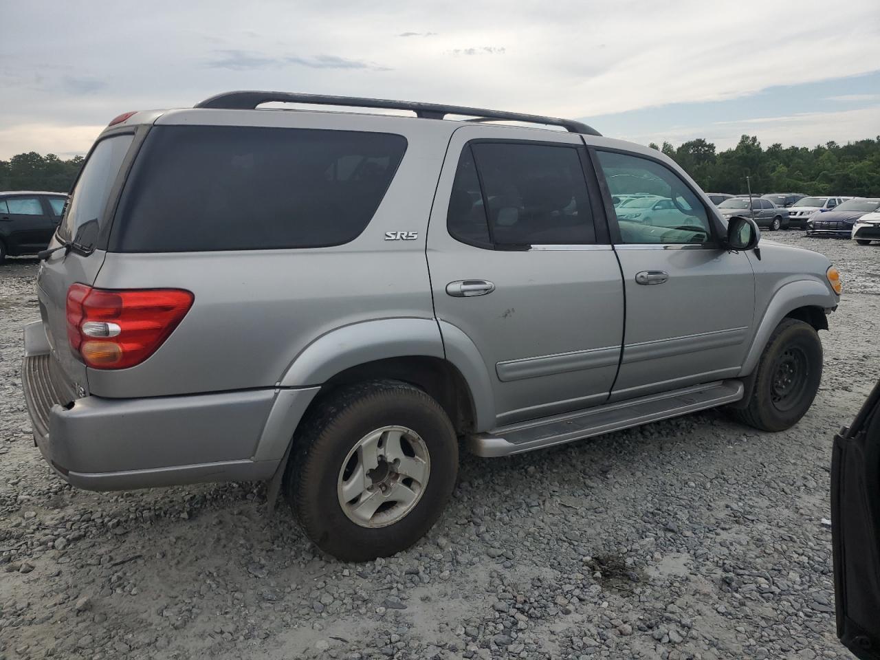 2004 TOYOTA Sequoia