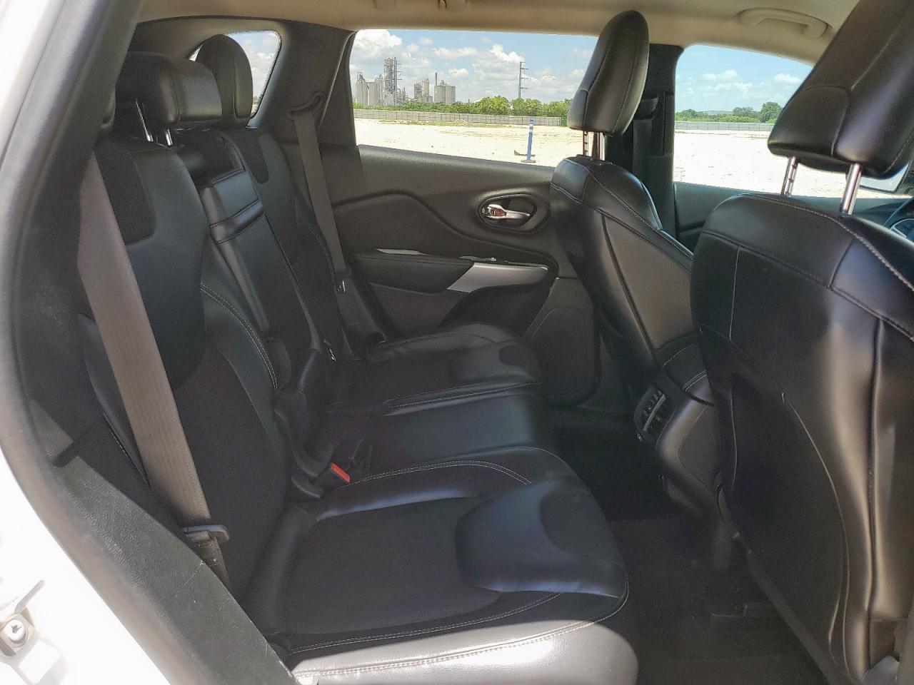 2018 JEEP CHEROKEE
