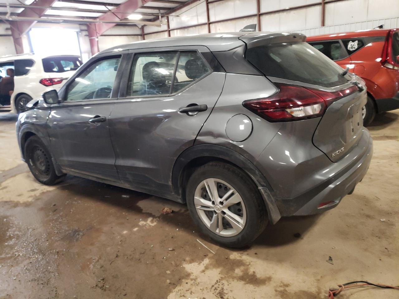 2024 NISSAN KICKS