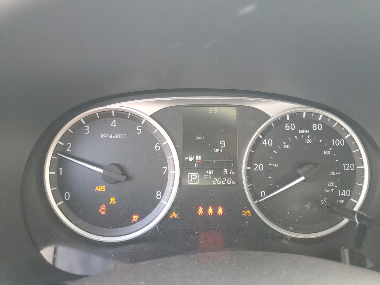 2025 NISSAN KICKS