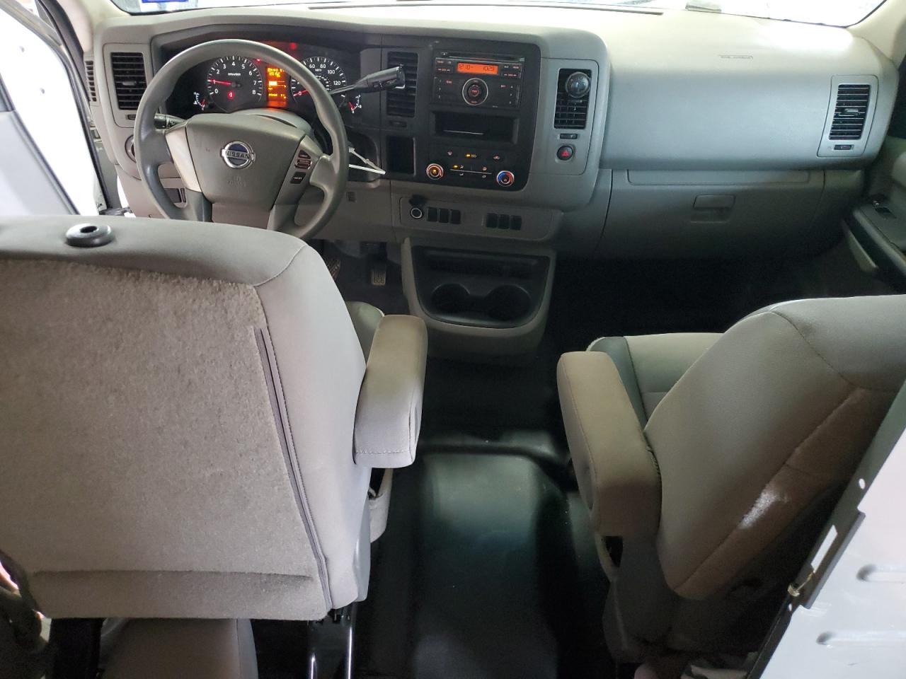 2017 NISSAN Nv