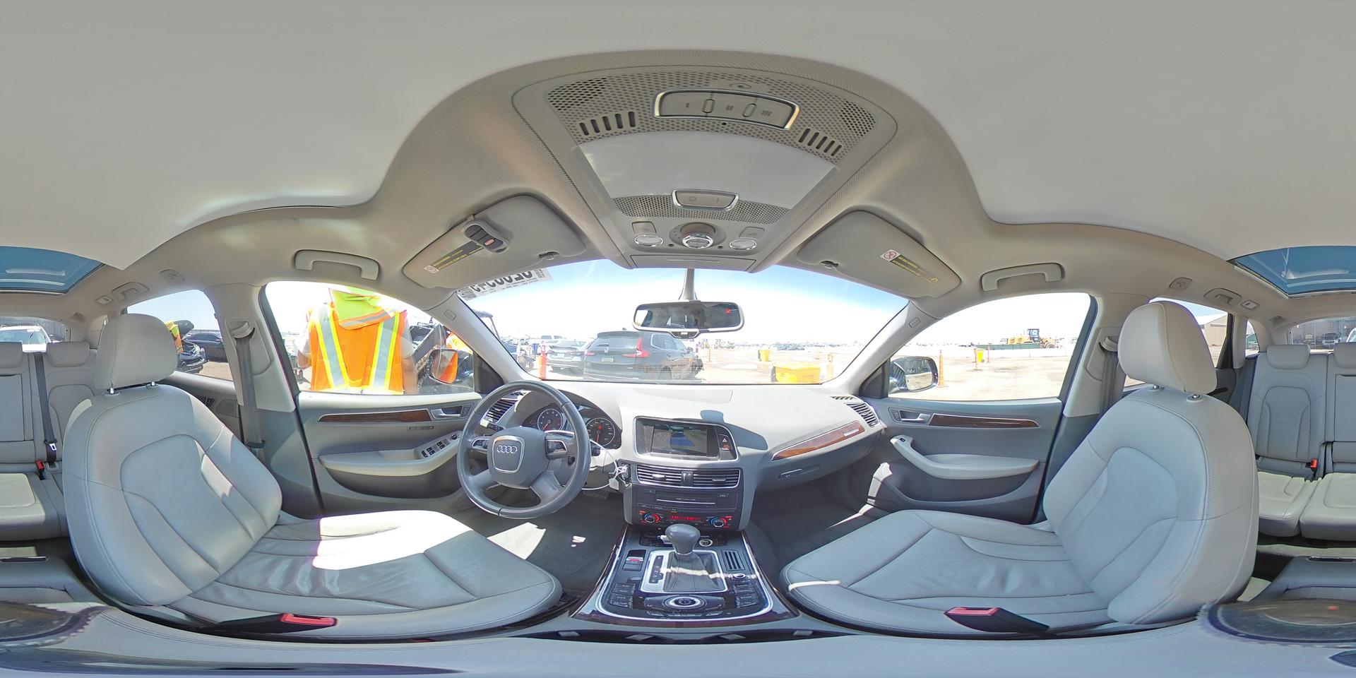 2010 AUDI Q5