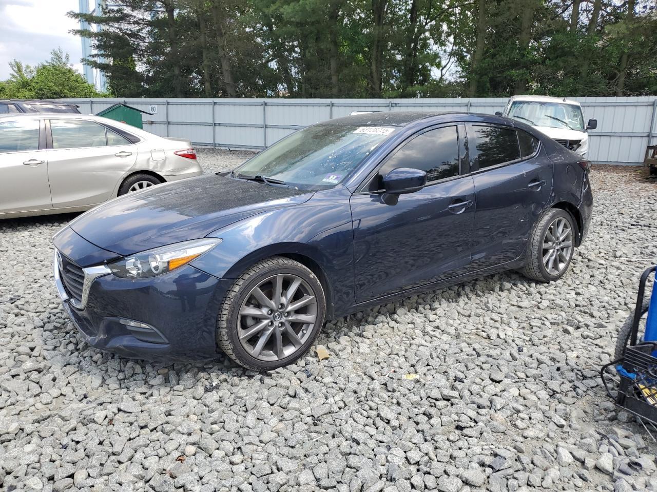 2018 MAZDA 3