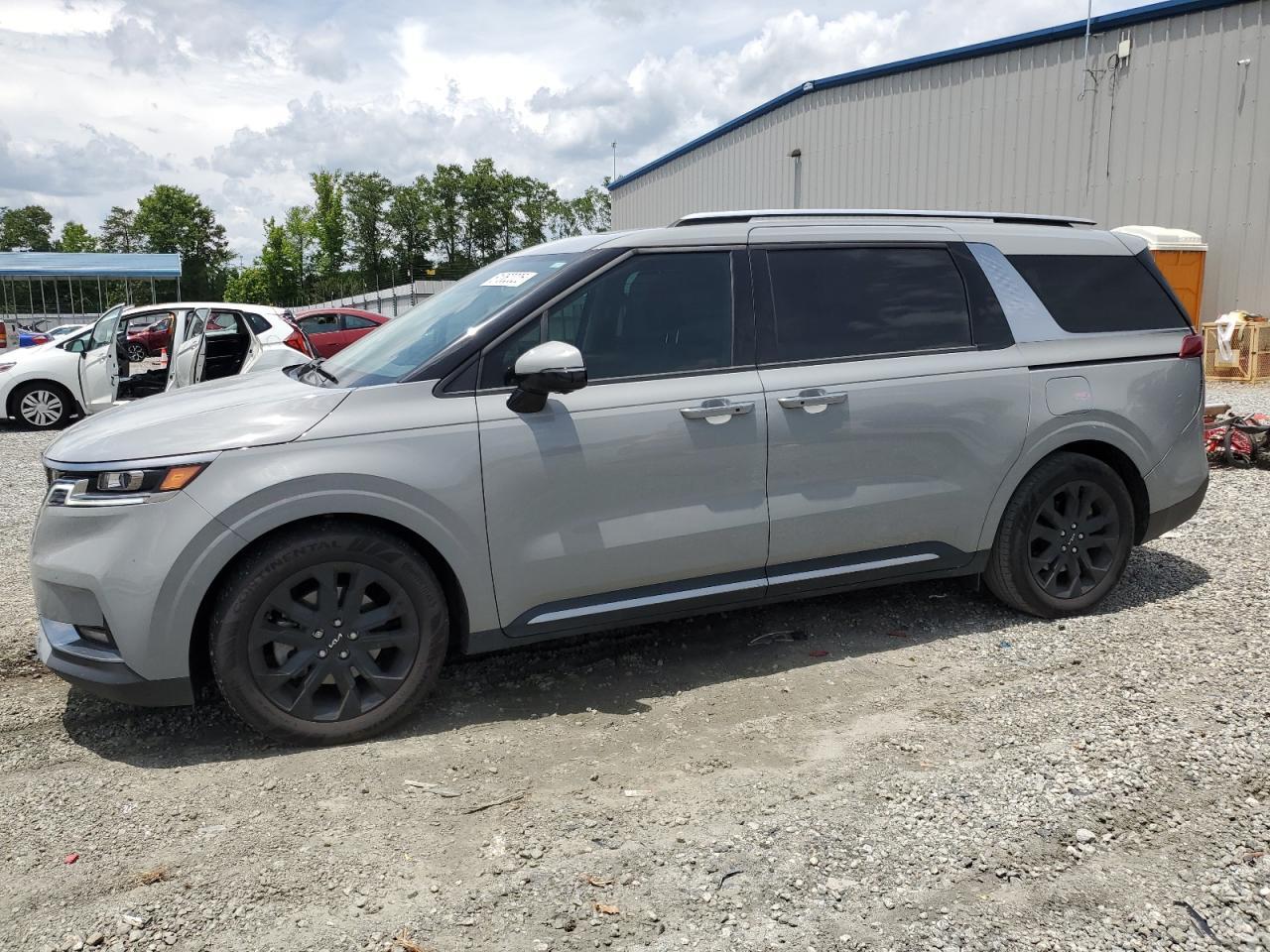 2024 KIA Carnival
