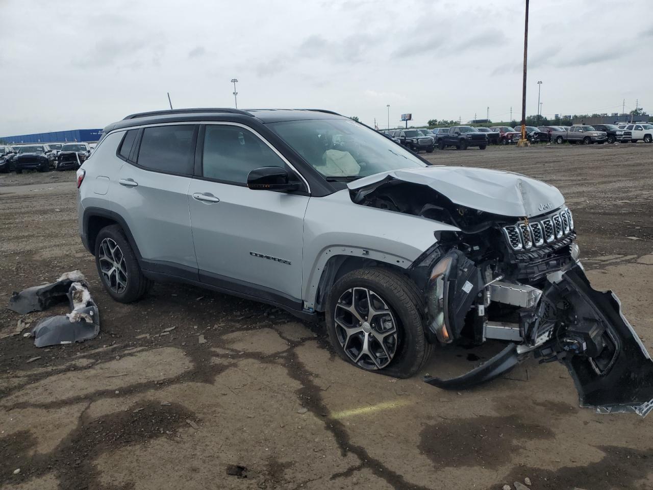 2024 JEEP Compass