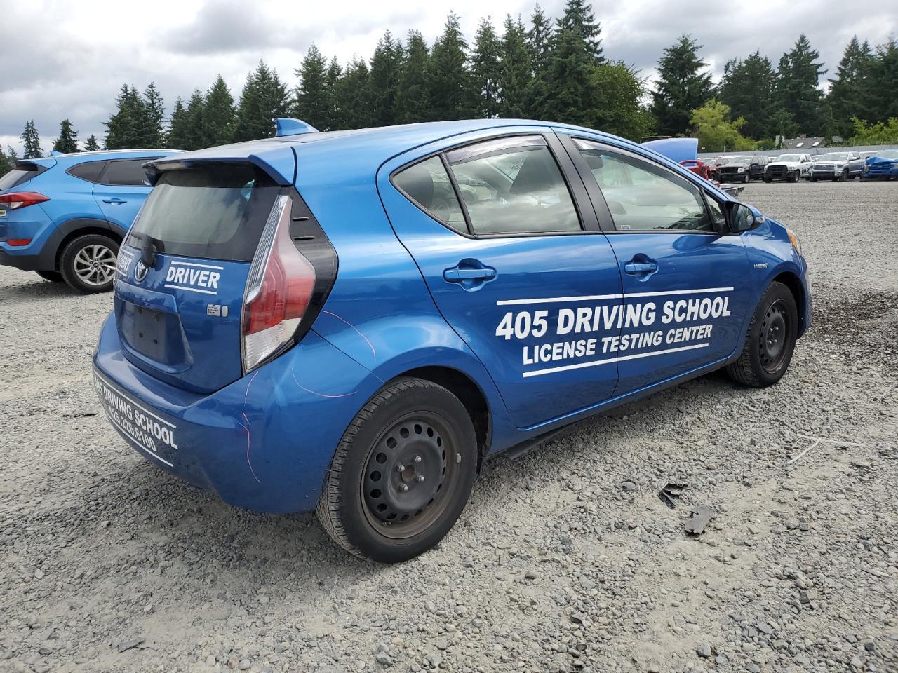 2015 TOYOTA Prius c